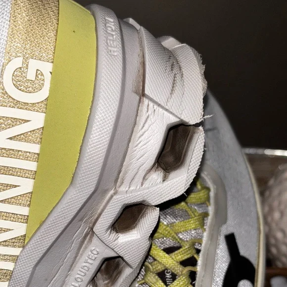 On Cloudmonster 2 running shoes in Undyed/Zest WSZ9,5 - Picture 10 of 15